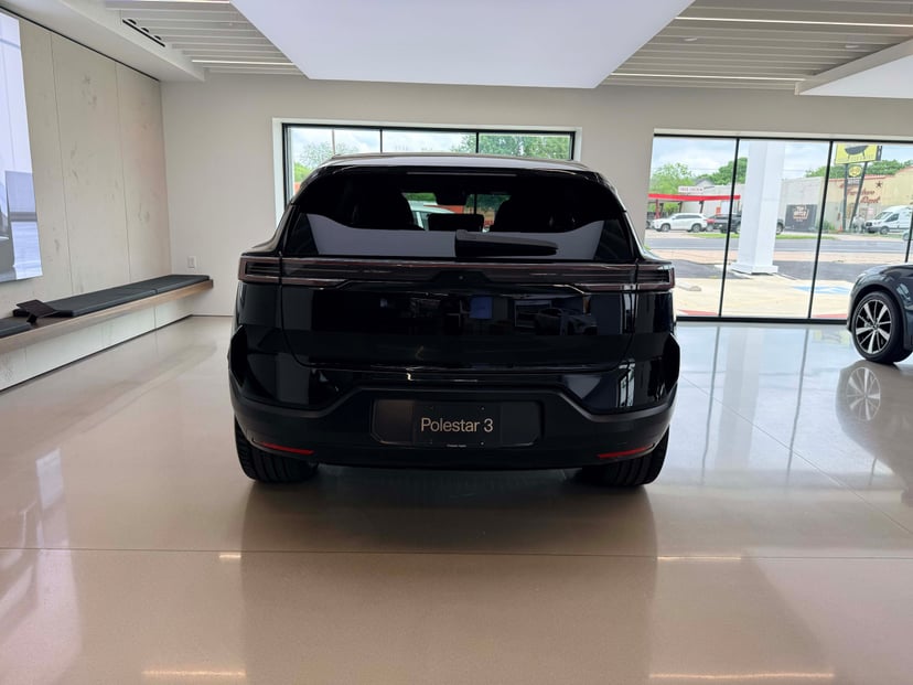 2025 Polestar 3 - Image 3