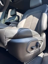 2027 Jeep Grand Cherokee L - Preview 12
