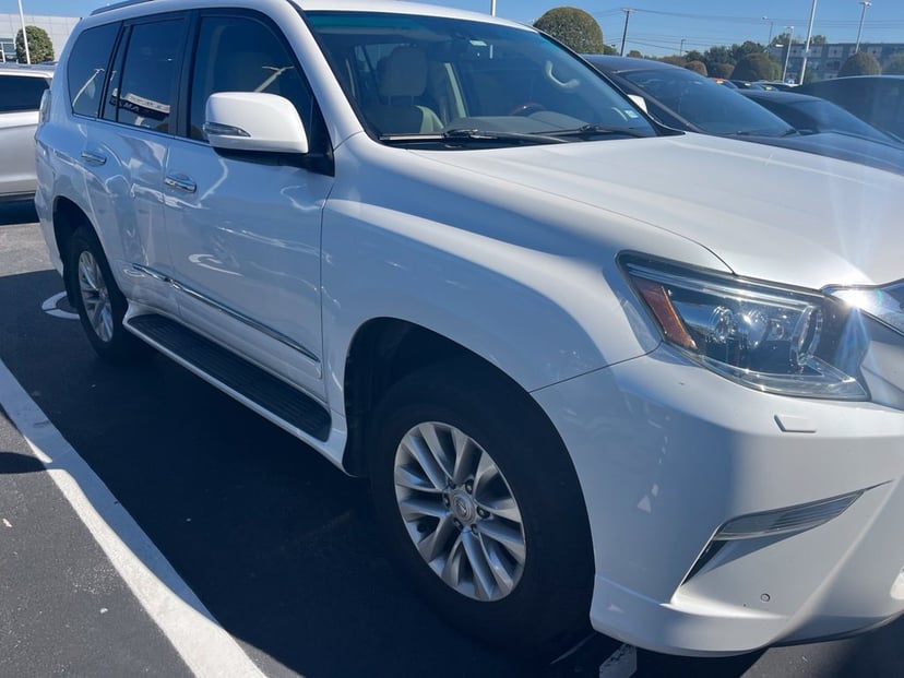 2015 Lexus GX - Image 1