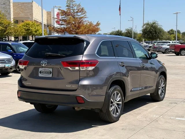 2019 Toyota Highlander - Image 3