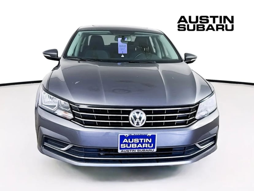 2016 Volkswagen Passat - Image 3