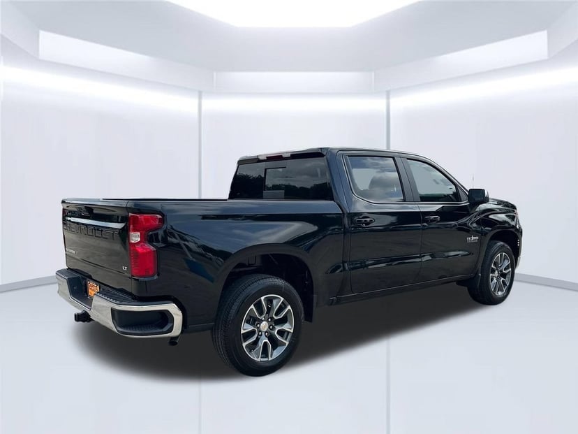 2026 Chevrolet Silverado 1500 - Image 3