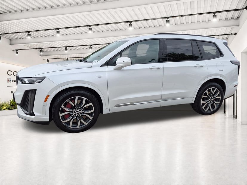 2023 Cadillac XT6 - Image 3