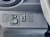 2013 Toyota Prius c - Preview 10