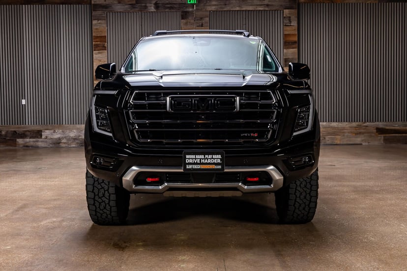 2025 GMC Yukon XL - Image 3