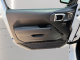 2026 Jeep Wrangler - Preview 13