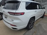 2021 Jeep Grand Cherokee L - Preview 3