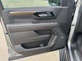 2026 Chevrolet Suburban - Preview 10