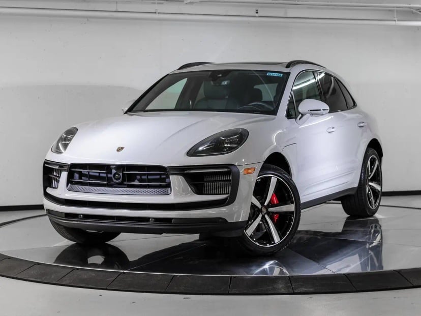 2026 Porsche Macan - Image 1