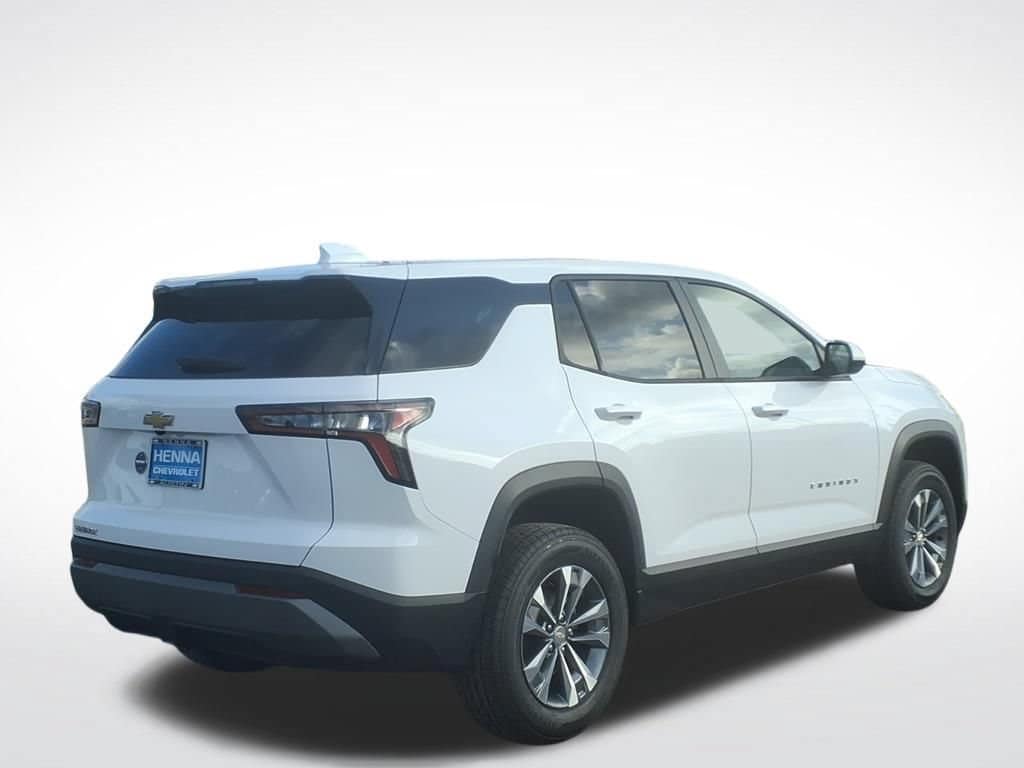 2027 Chevrolet Equinox - Image 3