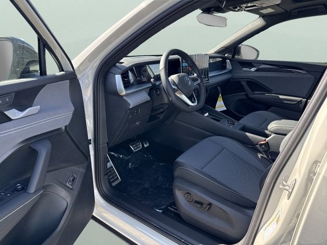 2026 Volkswagen Tiguan - Image 3