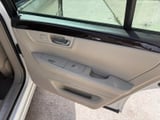 2009 Cadillac DTS - Preview 10