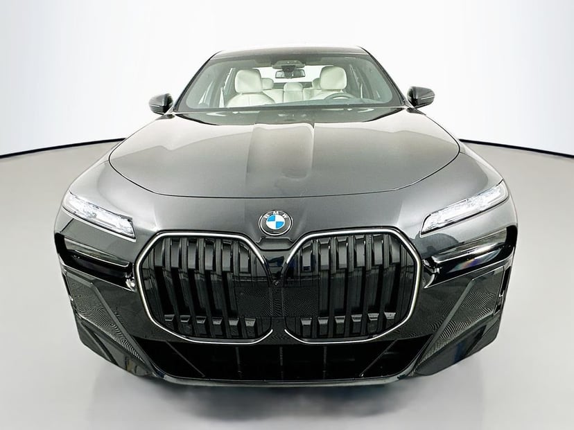 2026 BMW 7 Series - Image 3