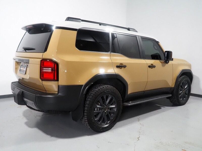 2024 Toyota Land Cruiser - Image 3
