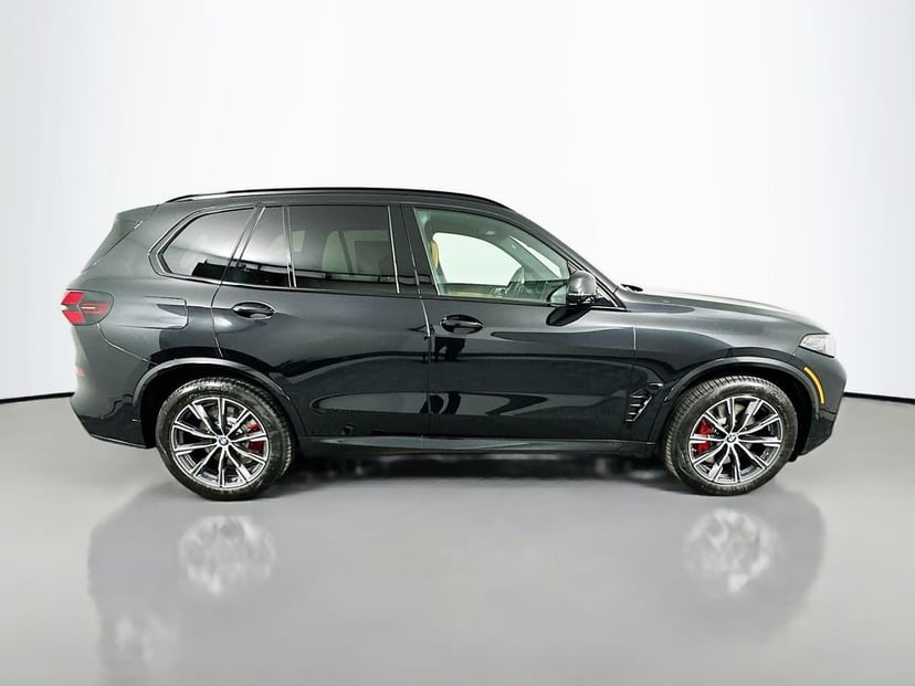 2026 BMW X5 - Image 2