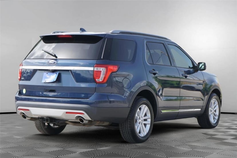 2017 Ford Explorer - Image 3
