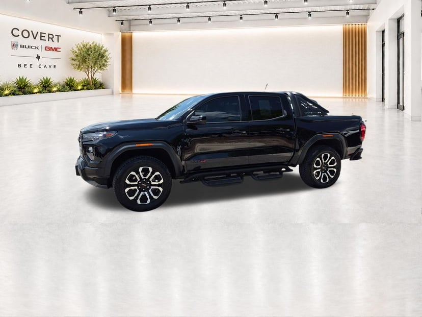 2025 GMC Canyon - Image 3