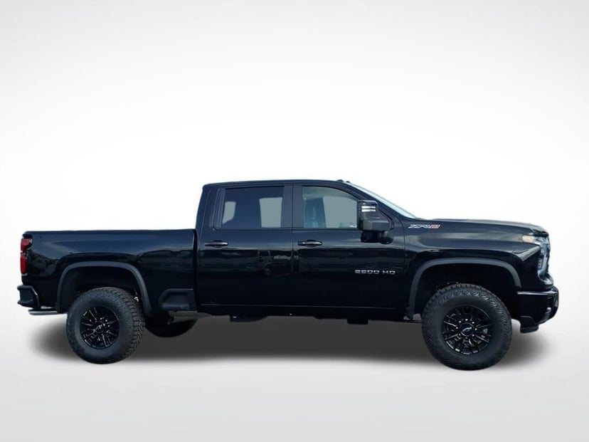 2026 Chevrolet Silverado 2500 HD - Image 2
