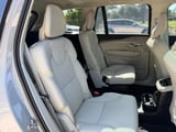 2025 Volvo XC90 - Preview 12