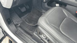 2025 Land Rover Defender - Preview 12