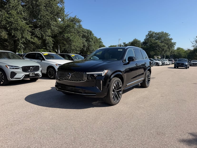 2026 Volvo XC90 - Image 1