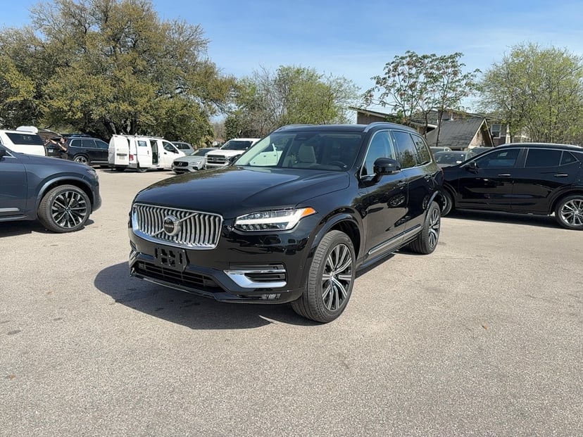 2023 Volvo XC90 - Image 1