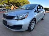 2015 Kia Rio - Preview 3