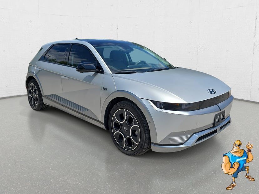 2024 Hyundai Ioniq 5 - Image 3
