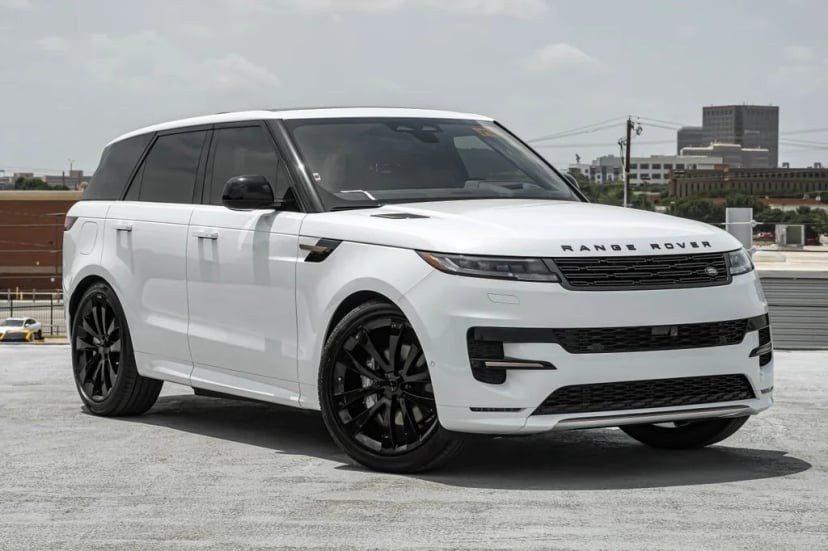 2026 Land Rover Range Rover Sport - Image 2
