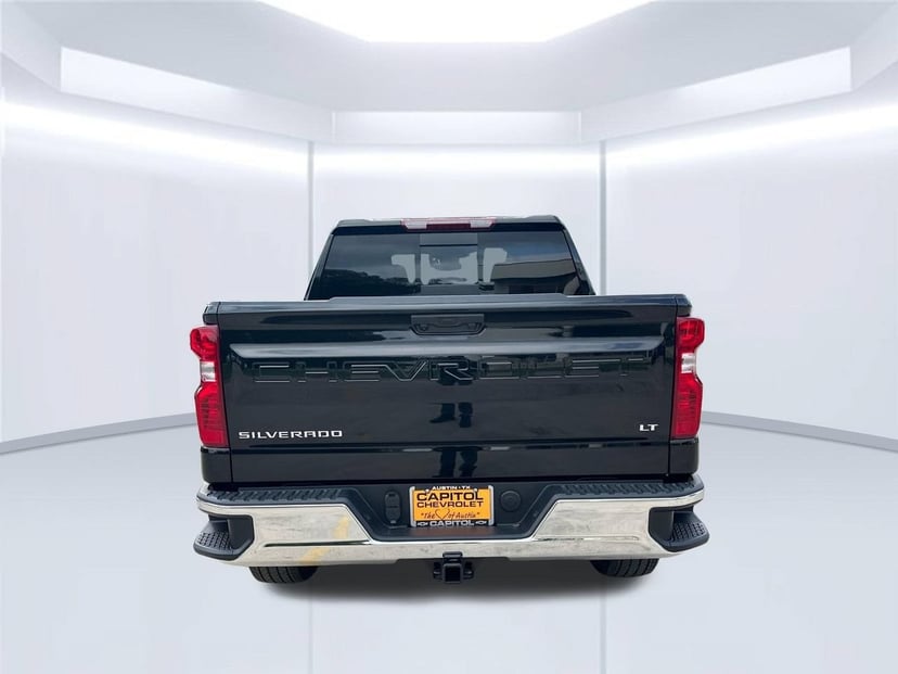 2026 Chevrolet Silverado 1500 - Image 2