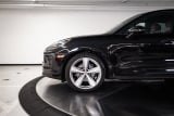 2024 Porsche Macan - Preview 11