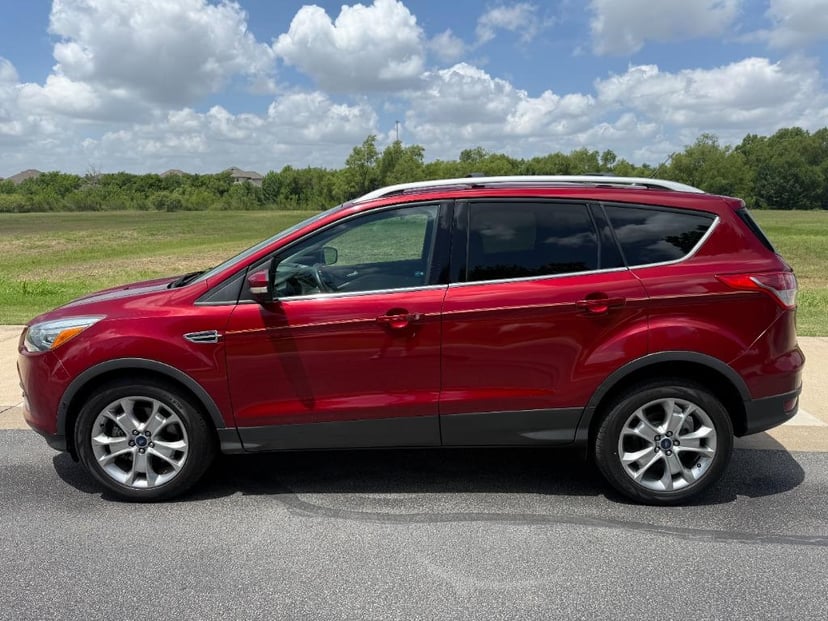 2014 Ford Escape - Image 2