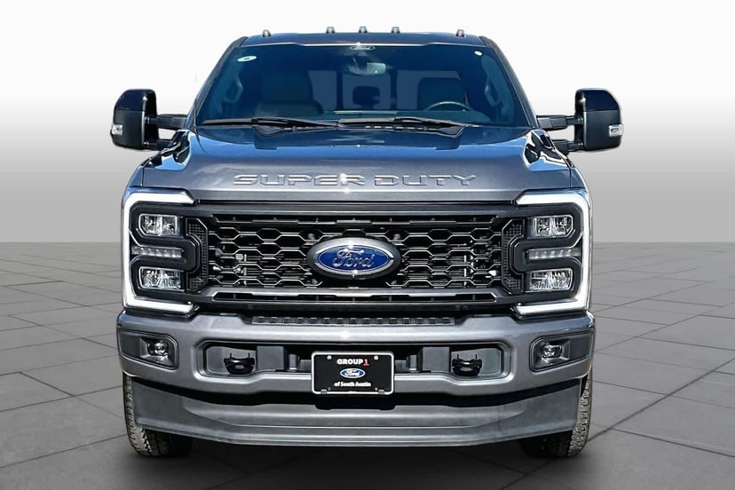 2024 Ford F-250 - Image 3