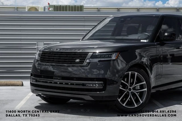2026 Land Rover Range Rover - Image 2