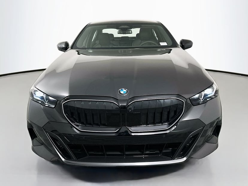 2027 BMW 5-series - Image 1