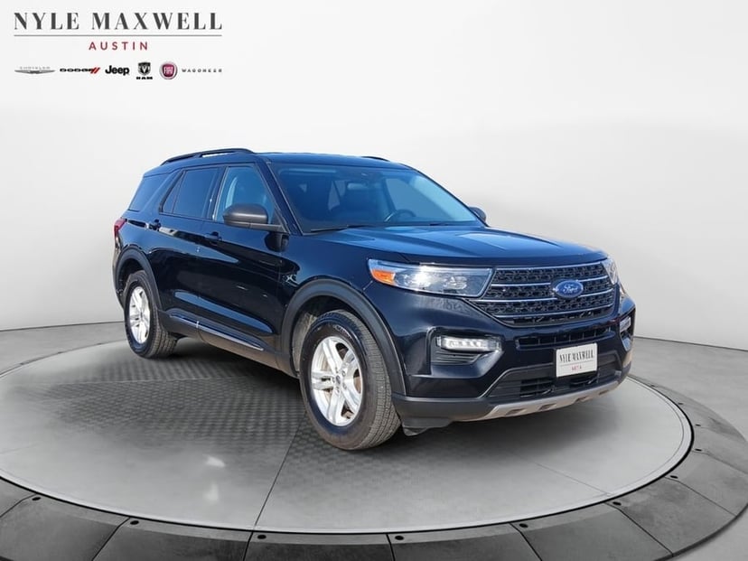 2024 Ford Explorer - Image 2