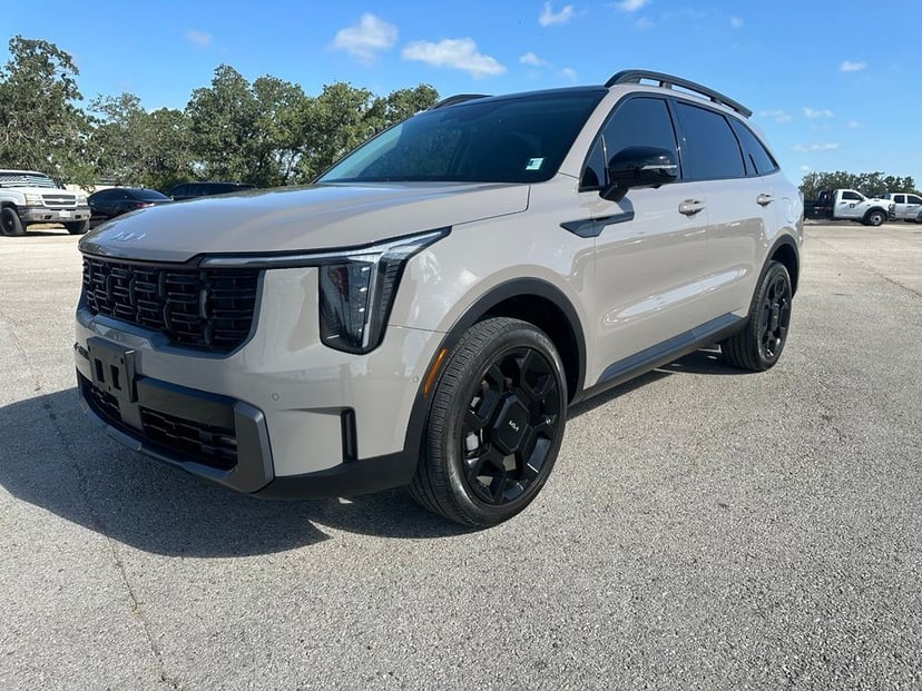 2024 Kia Sorento - Image 1