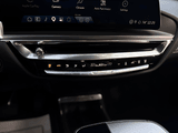 2024 Cadillac Lyriq - Preview 12