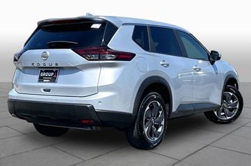 2025 Nissan Rogue - Image 1