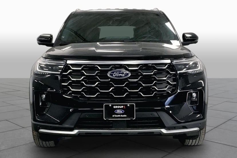 2026 Ford Explorer - Image 3