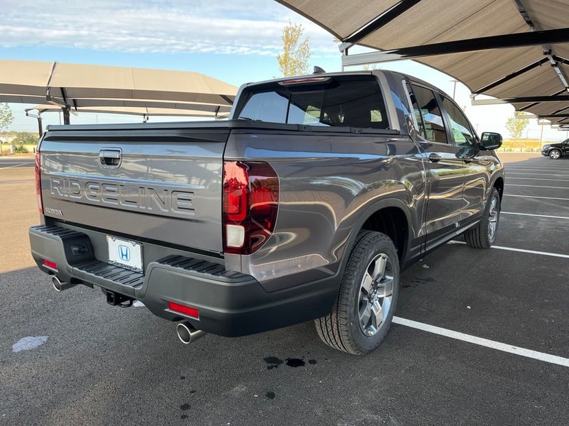 2026 Honda Ridgeline - Image 2