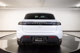 2026 Porsche Macan Electric - Preview 6