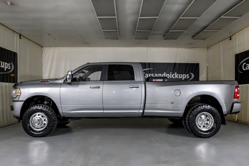2024 Ram 3500 - Image 2