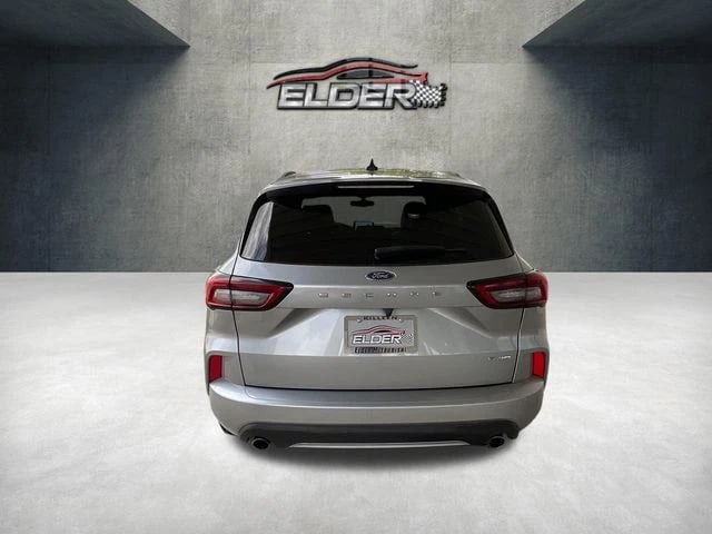 2024 Ford Escape - Image 3