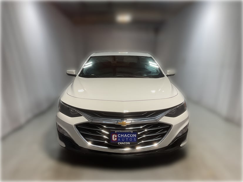 2024 Chevrolet Malibu - Image 3
