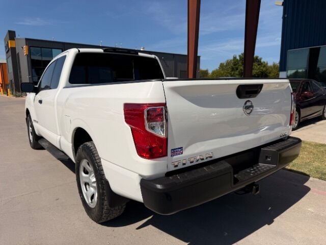 2019 Nissan Titan - Image 3