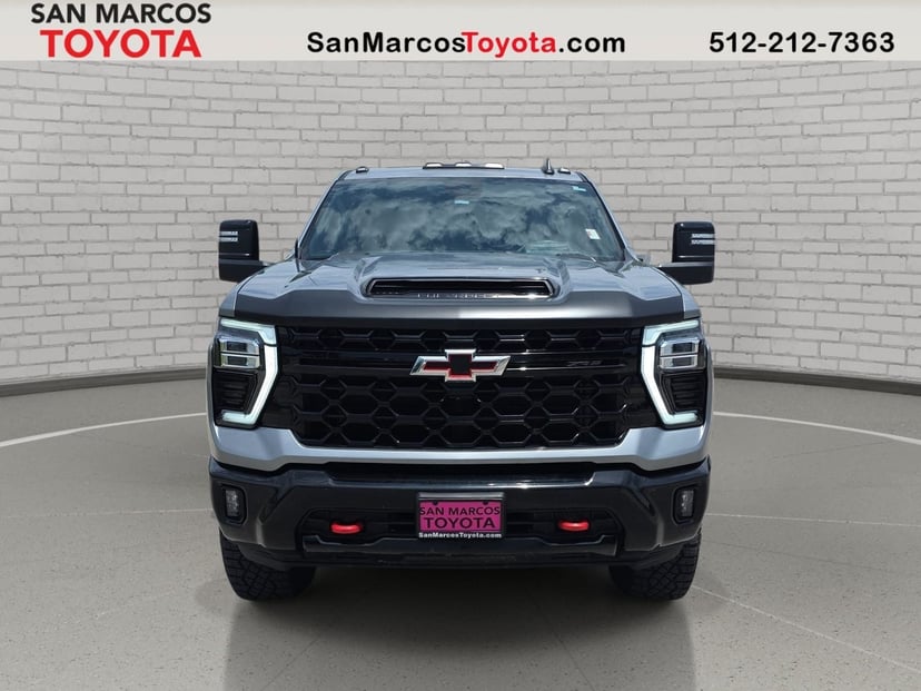 2024 Chevrolet Silverado 2500 HD - Image 2