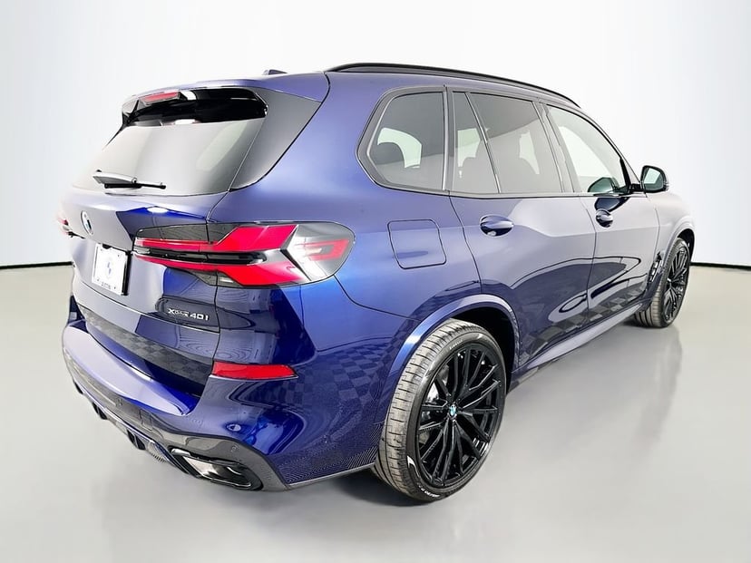 2026 BMW X5 - Image 3