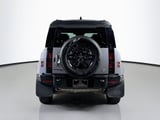 2022 Land Rover Defender - Preview 6
