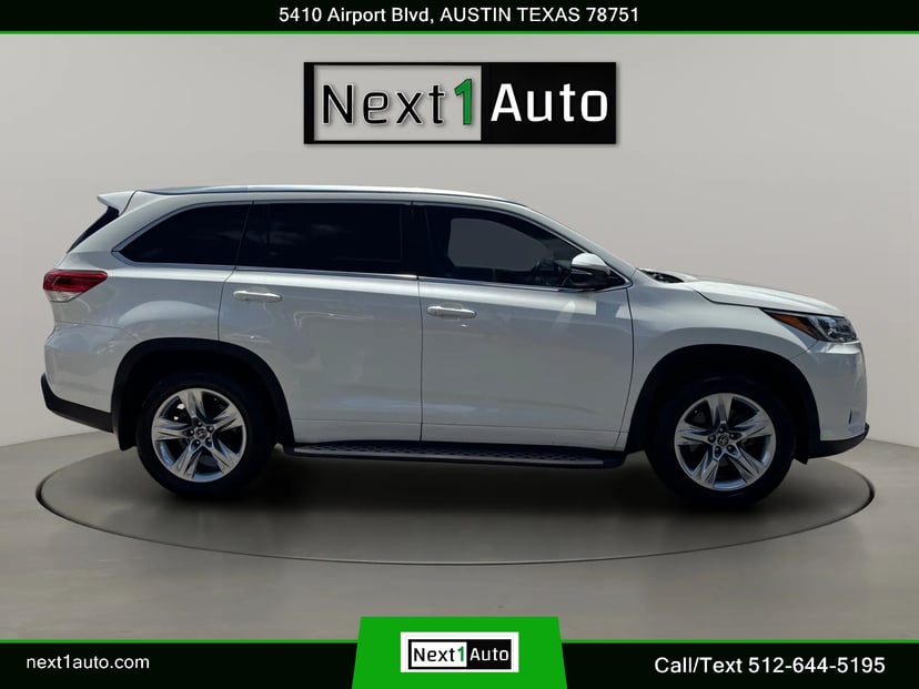 2018 Toyota Highlander - Image 2